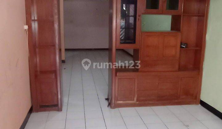 Rumah Jakarta Luas 102 m2 di Cipinang 2