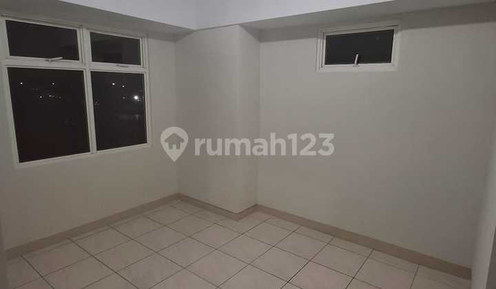 Springlake Summarecon Bekasi Apartment 3 bedrooms 550 million