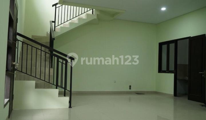 Cluster House 2.2 Billion In Duren Sawit East Jakarta 2