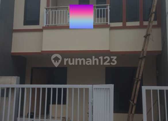 Rumah Komplek Gading Griya Residence Dekat Kelapa Gading Jakarta Utara