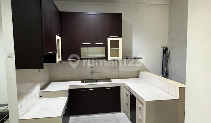 Rumah Kelapa Kopyor, Kelapa Gading Jakarta Utara Baru Renovasi