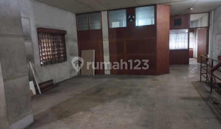 Ruko 7.5 Miliar 4Lantai di Jl. Samanhudi, Gunung Sahari, Sawah Besar, Jakarta Pusat