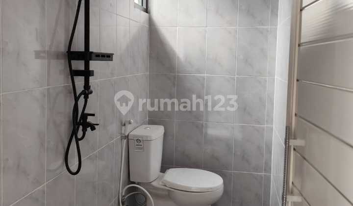 New Building House in Pesona Anggrek, Harapan Jaya, Bekasi 2