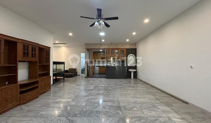 Large House for Rent in Sunter Paradise, North Jakarta