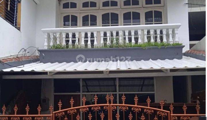 Rumah Luas 75m2 Harga 3.19miliar Lokasi Premium Row Jalan 2 Mobil Di Karbela Karet, Setiabudi, Jakarta Selatan  1
