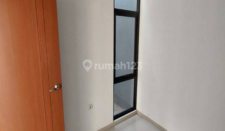  Rumah Baru SHM - Sertifikat Hak Milik di TKI 1, Taman Kopo Indah Unfurnished 2