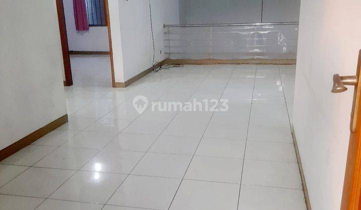 Di Sewakan Rumah Besar Murah Bangeut! Bagus Di Dekat Setra Sari Mall 2