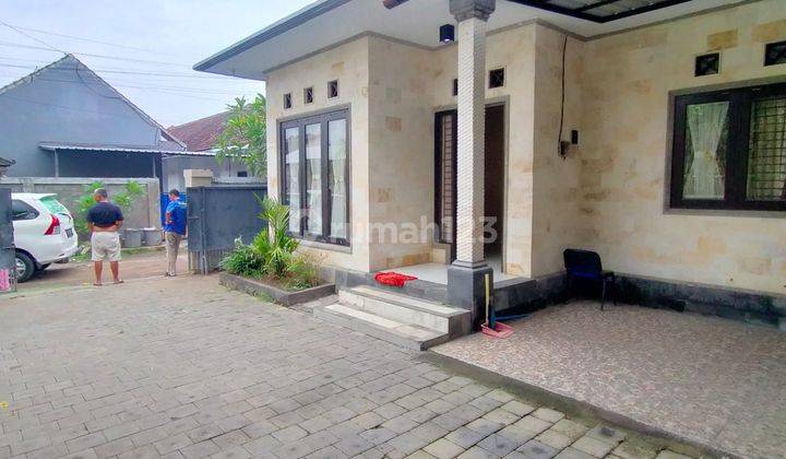 Dikontrakkan Rumah Semi.renon 2