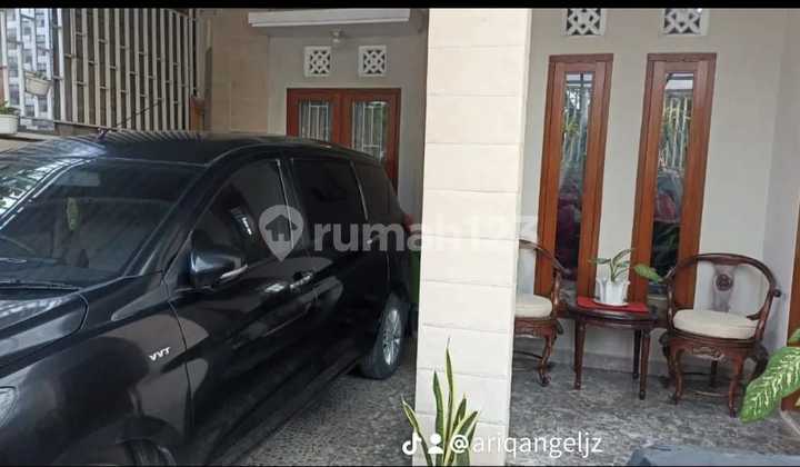 Dijual Rumah Terawat 2 Lantsi Densel 2