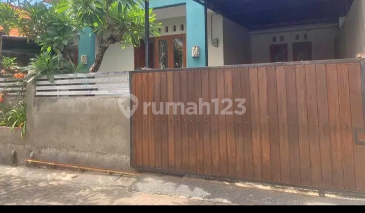 Dikontrakkan Rumah Nuansa Tamsn Griya Cluster 1