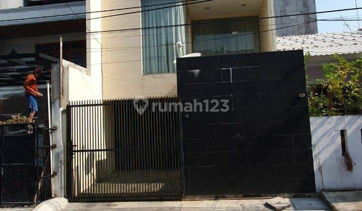 Dijual Rumah 2 Lantai SHM Sudah Renovasi di Sunter, Jakarta Utara 1