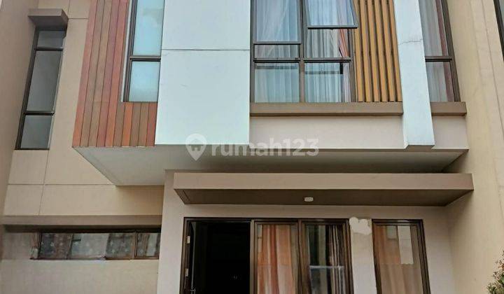 Dijual Rumah 2 Lantai Semi Furnish SHM di Citra Raya, Cikupa 1