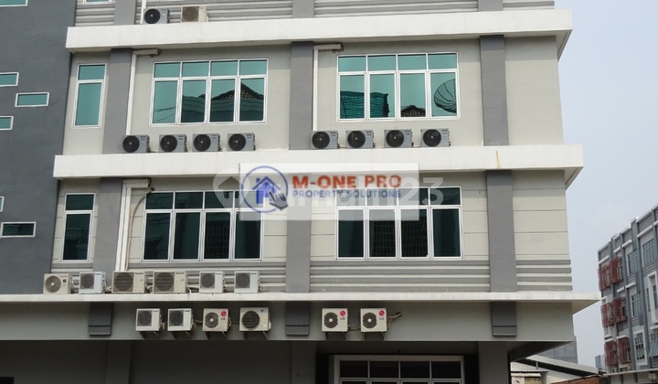 Dijual Ruko Gandeng Semi Furnish 4 Lantai di Pantai Indah Kapuk