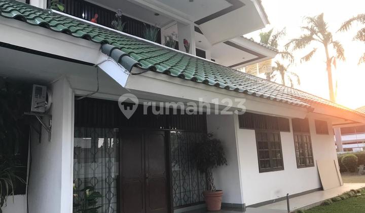 Dijual Rumah Mewah 795 Mtr Klasik di Green Garden