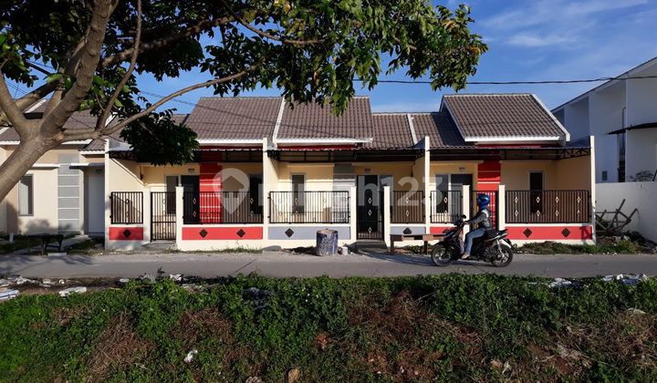 For Sale 5X12 Meter Ready 2 Units House in Rajeg, Tangerang 2