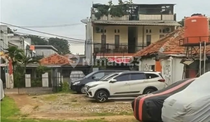 For Sale: 10-Room Boarding House Near University in Kebon Jeruk
