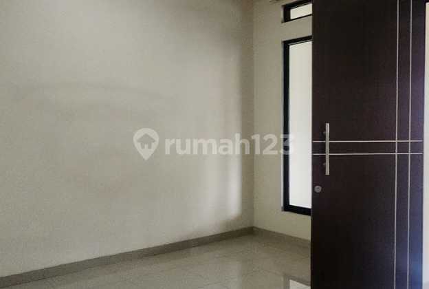 Dijual Rumah Sudah Renov 2 Lantai di Cikupa Citra Raya 2