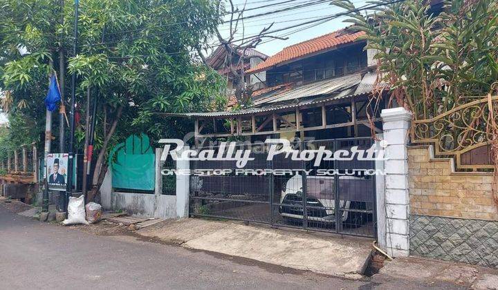 Dijual Rumah lama 2 lantai dengan bonus tanah 20 m² tidak dtercantum dalam SHM, di Duren Sawit

 1