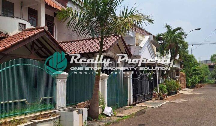 DIJUAL Rumah 2 lantai semi furnish dalam komplek di Pondok Kelapa , Duren Sawit  Jakarta Timur

 2