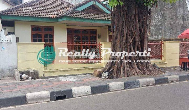 DIJUAL Rumah dg halaman luas, nyaman di Duren Sawit Jakarta Timur, 2