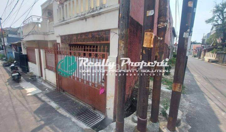 Disewakan/Dijual Rumah Cantik 2 Lantai, Posisi Hook,  Siap Huni, Baru Renovasi, Dalam Komplek, Asri, Nyaman, Aman, Tenang, Bebas Banjir Di Pondok Bambu ,duren Sawit Jakarta Timur 2