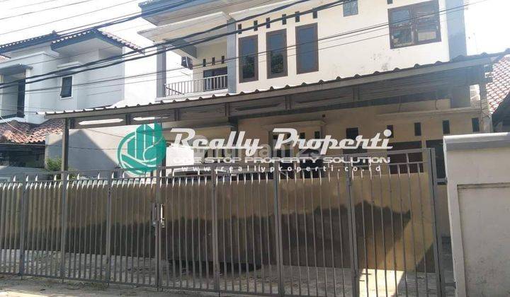 Dijual Rumah Cantik 2 Lantai Di Condet Jakarta Timur 
. 1