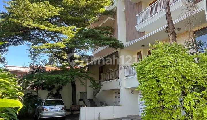 Rumah Baru Siap Huni Dalam Cluster Dekat Mall Pejaten Village