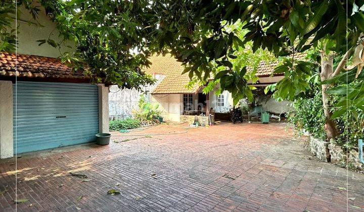 Rumah Besar Hitung Tanah 825m2 di Pancoran Jual Murah 2