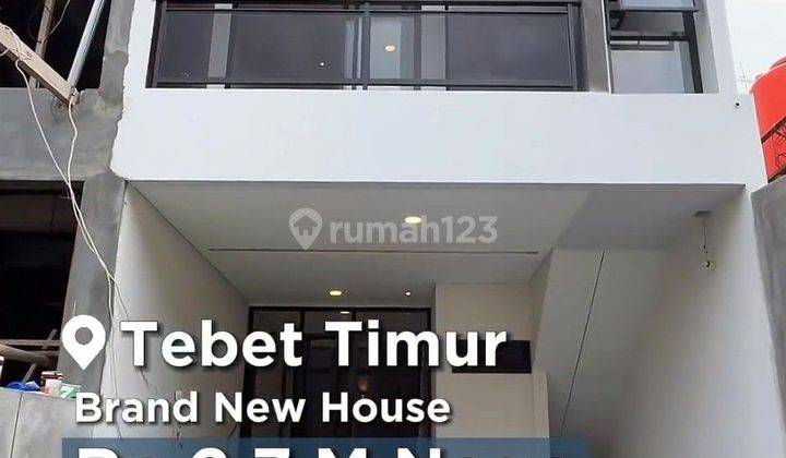 Rumah Baru Minimalis 170 M2 3 Lantai + Roof Top  1