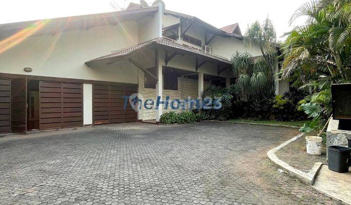 Rumah Tropis Tanah Luas 1.176m2 bangunan 400m2 di Kemang 2