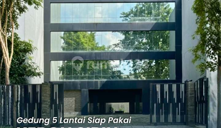Jual Gedung Kantor Siap Pakai 5+1 Lantai