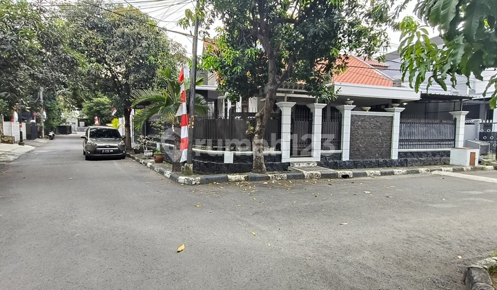 Rumah Hook Siap Huni Lingkungan Asri Akses Jalan Lebar
