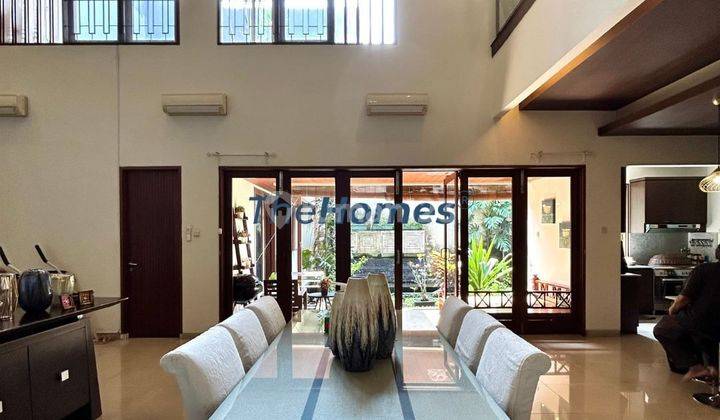 Tropical House 438m² Lingkungan Asri Lokasi Strategis 2