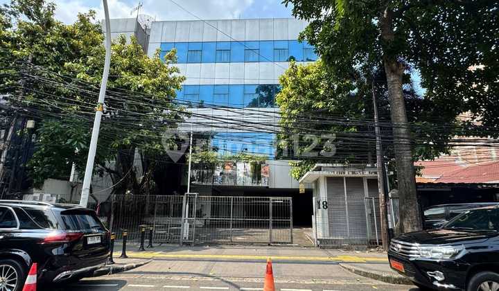 Gedung Kantor 4 Lantai Siap Huni Lokasi Premium Gedung Kantor 4 Lantai Siap Huni Lokasi Premium