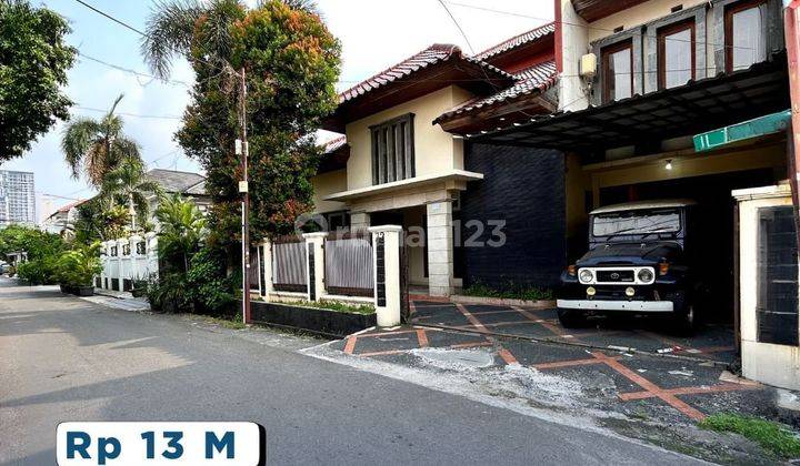 Rumah Besar Siap Huni  350m² Jalan Lebar 3 Mobil  1