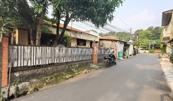 Jual Rumah Hitung Tanah Akses Jalan 2 Mobil 2