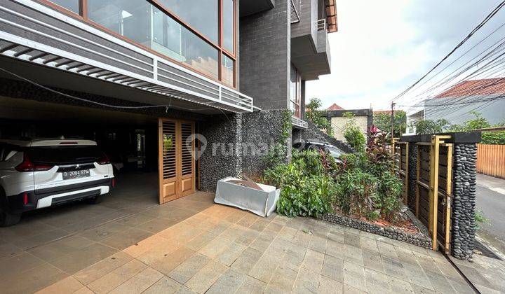 Pasti Suka Rumah Minimalis 260m2 Semi Furnished Jual Cepat Nego 2