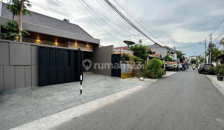 Rumah Baru 195m2  Lokasi Strategis Akses Lebar 2