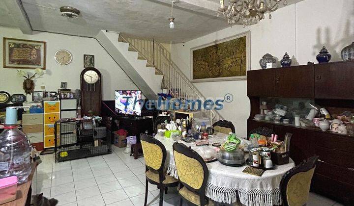 Rumah Siap Huni 250m2 Akses 2 Lebar 2 Mobil Lega 2