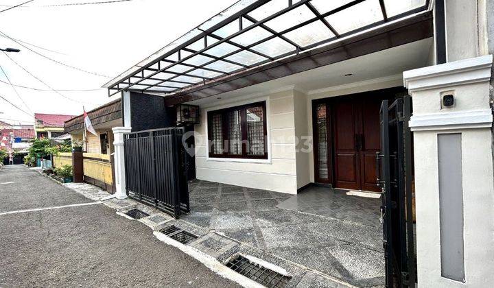 Rumah Minimalis 120 Dekat Area Bisnis Tebet Barat 1