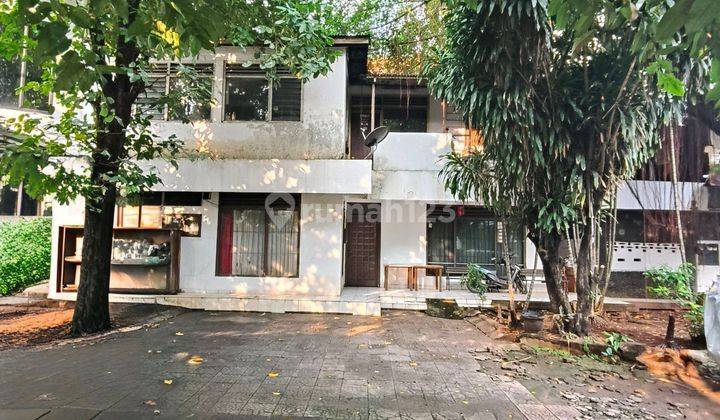 Ex Kantor / Tempat Usaha di Jalan Raya Supomo AKses & Lokasi Istimewa 2