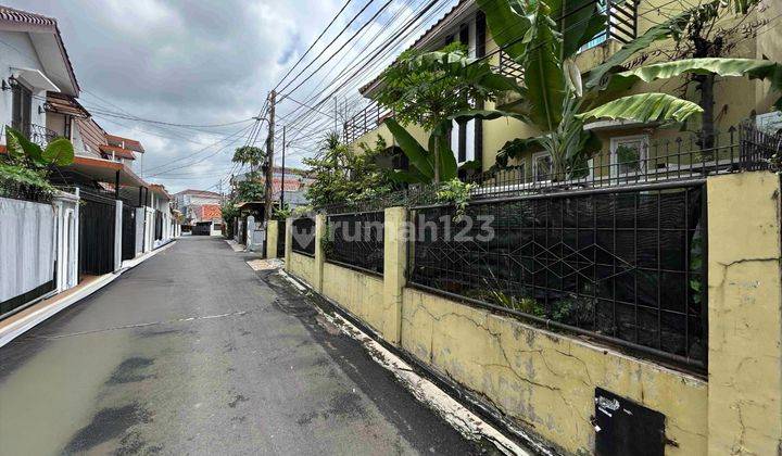 Rumah Hook Siap Huni 400m2 Jalan 2 Mobil  2