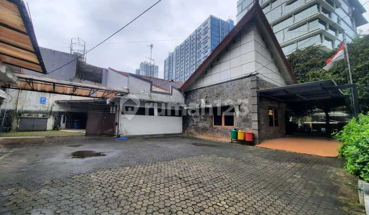 Rumah Lama Siap Bangun 804 M2 Akses Mudah Rumah Lama Siap Bangun 804 M2 Akses Mudah