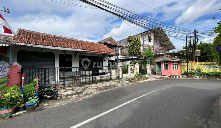 Rumah Murah Hitung Tanah Pinggir Jalan 2 Mobil 2