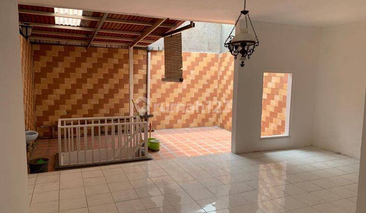 Rumah Siap Huni 120 M2 Dekat Tol Dalam Kota 2