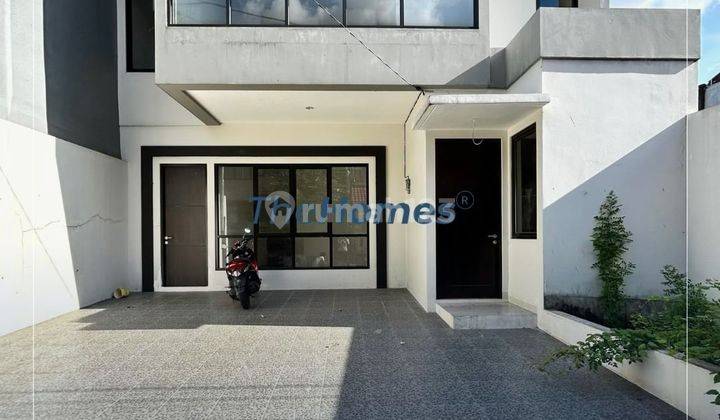 Rumah Baru Minimalis 250m2 Bisa 2 Mobil Jual Cepat 2