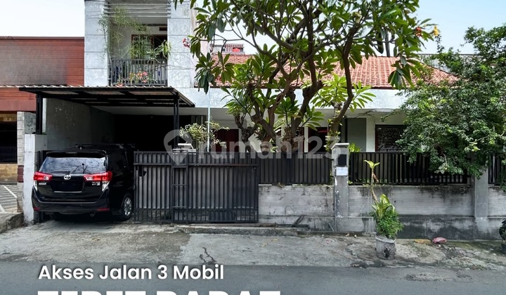 15-Door Boarding House Fully Occupied Near Office Area