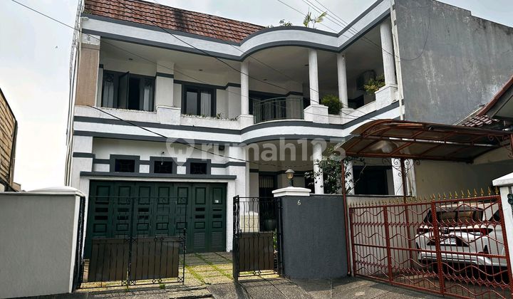 Rumah Mewah Siap Huni 700m² Akses Lebar Jalan 2 Mobil