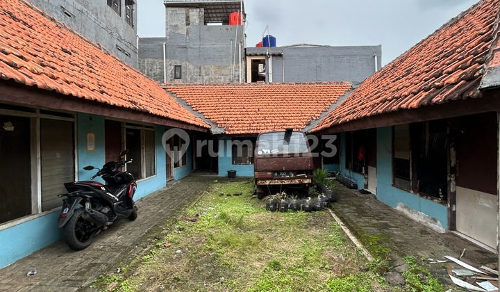 Juan Kost 9 Rooms Old House Land Calculation SHM 223 M2