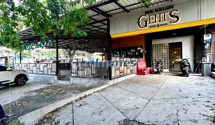Business Property in Tebet Raya, Vibrant Surroundings, Smooth Access